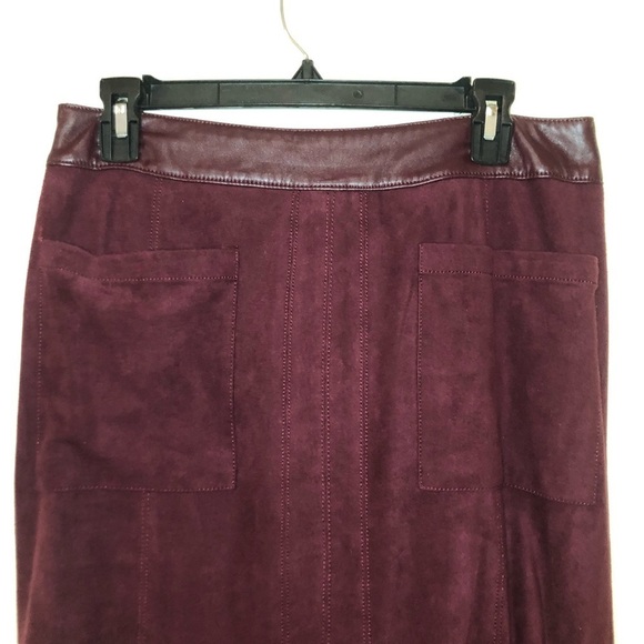 Chico’s Burgundy Front Pocket Velvet Pencil Skirt Size Small (0) - Picture 2 of 7